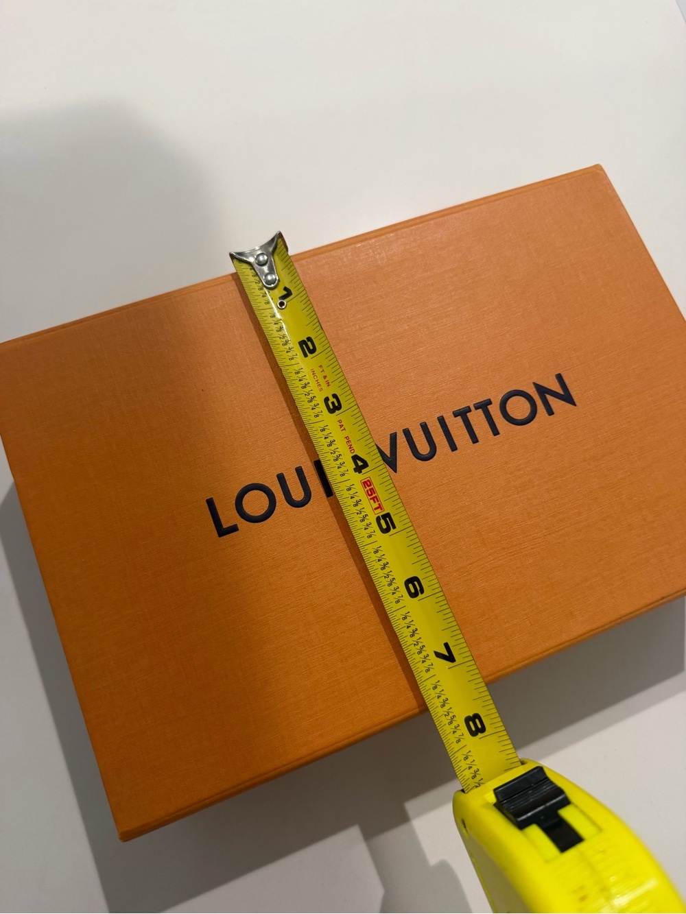 Louis Vuitton Orange Presentation Box with Black Logo - Picture 4 of 5